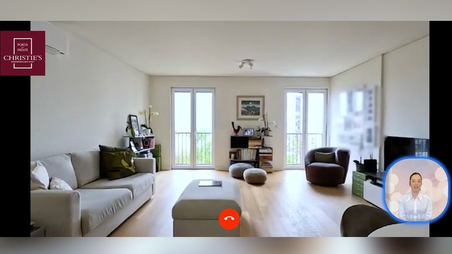 AI agent gives a virtual tour of an apartment