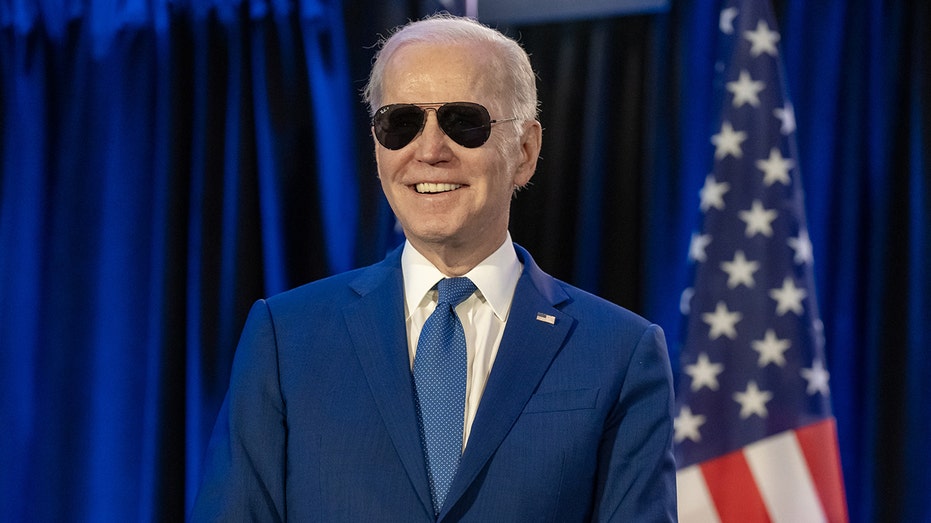 Biden Aviators