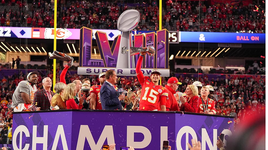 Chiefs with Lombardi Trophy