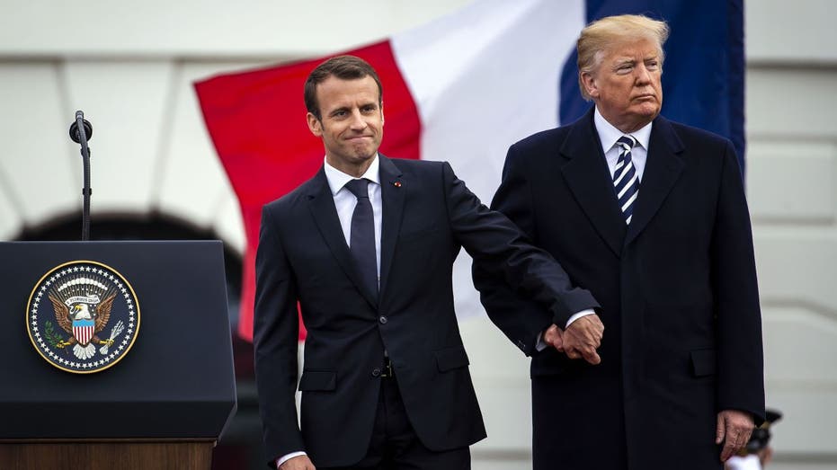 Donald Trump dan Emmanuel Macron