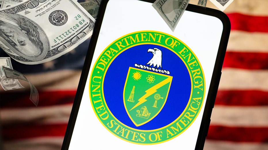 Energy Department logo with dollar bills