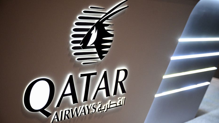 Logo Qatar Airways