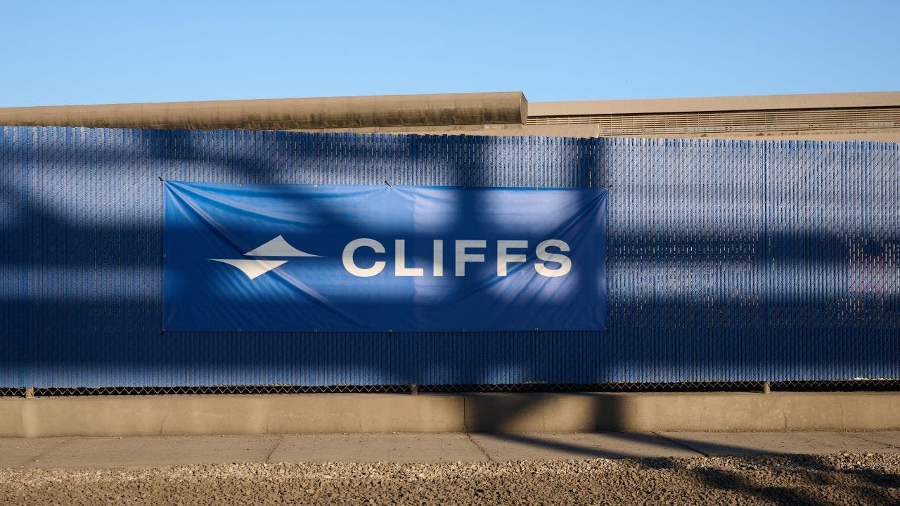 Steelmaker to lay off 600 employees at Michigan plant due to weak auto demand