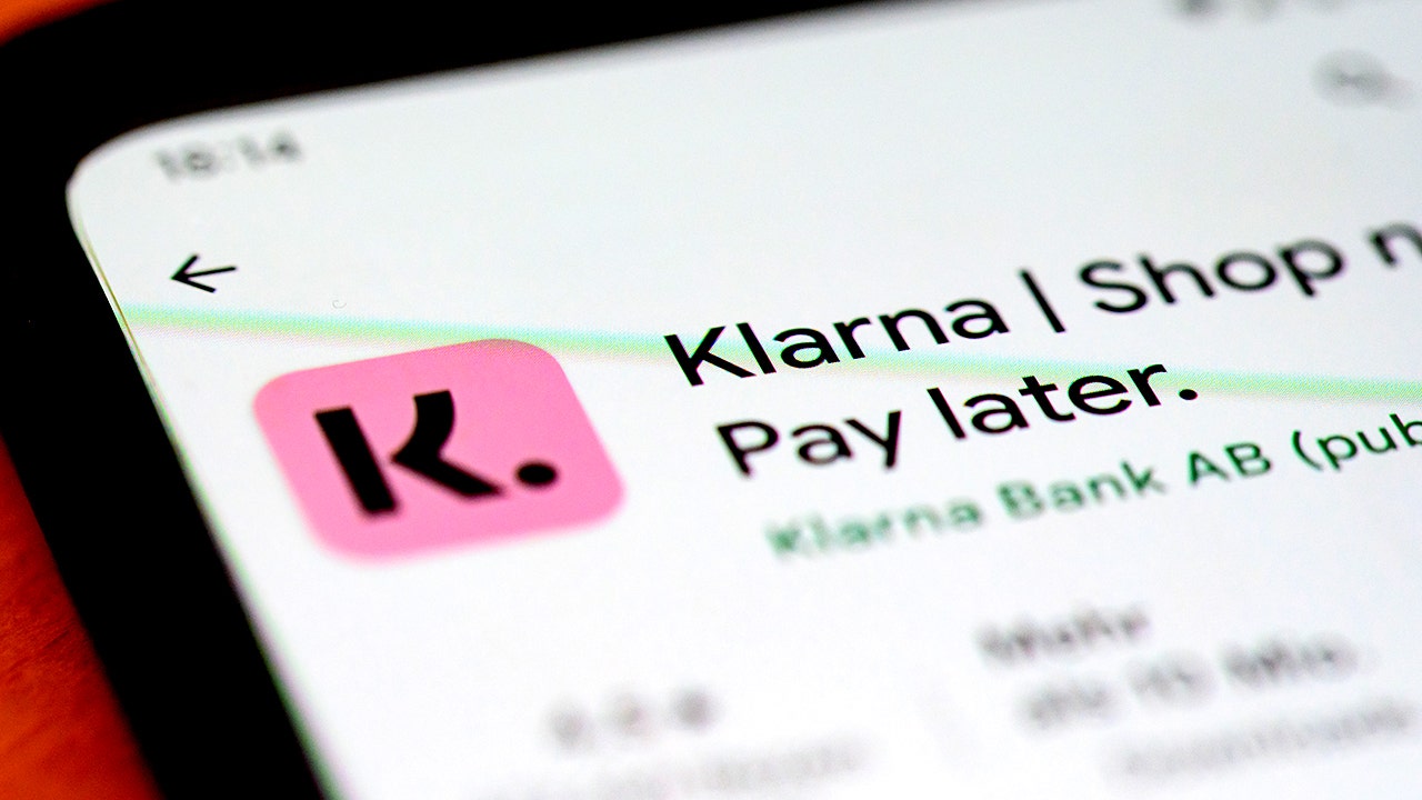 Risks of buy now, pay later: ‘Ticket to overspending,’ expert says