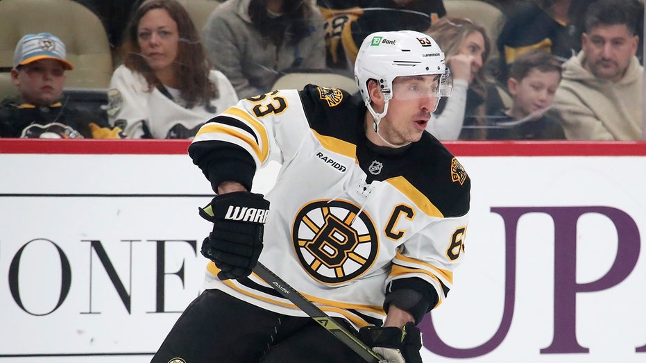 Brad Marchand skates