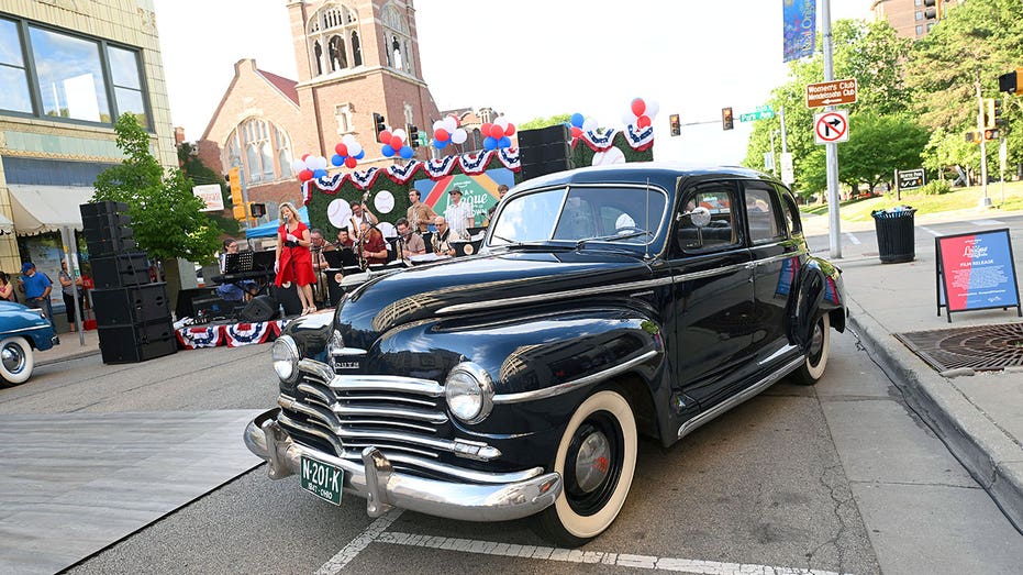 Rockford, Illinois - July 02: A car view of a vineyard in the street fair during the occurrence of the video "Own league" The special selection is Rockford, Illinois on July 02, 2022. (Getty Images for Photo Daniel Boczarski / Prime Video)