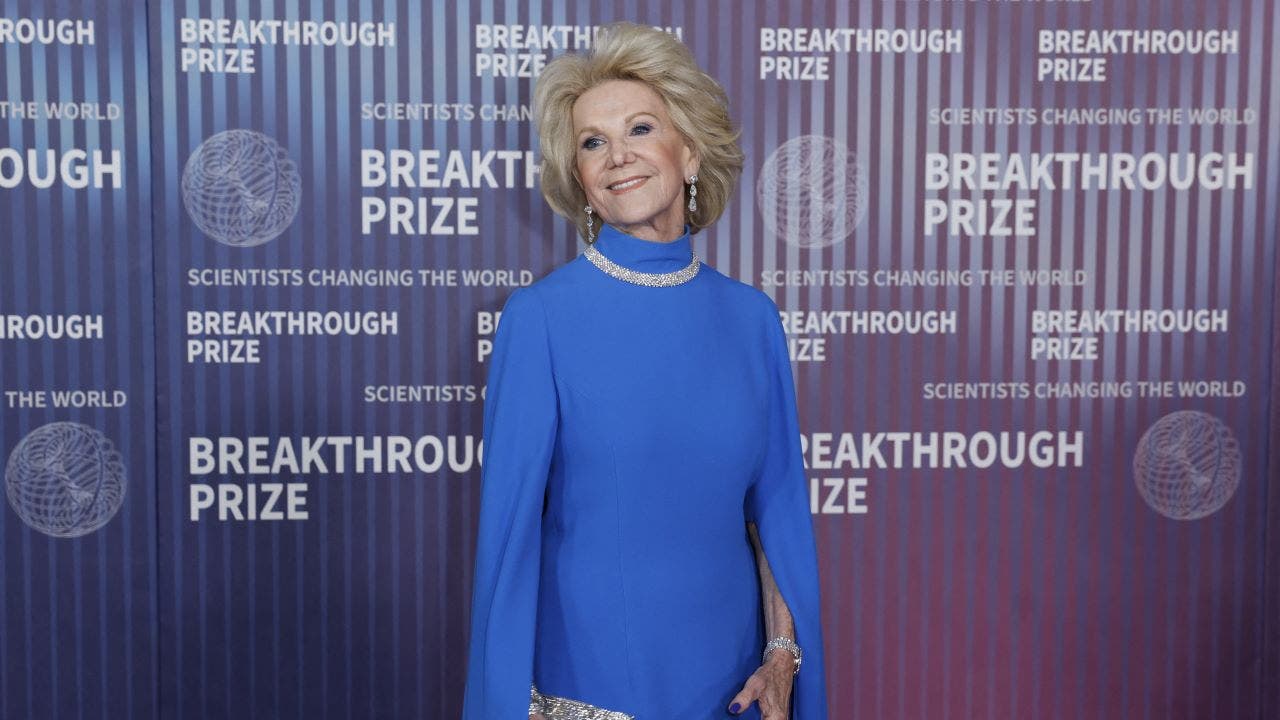 Casino exec Elaine Wynn, major shareholder of Wynn Resorts, dies at 82