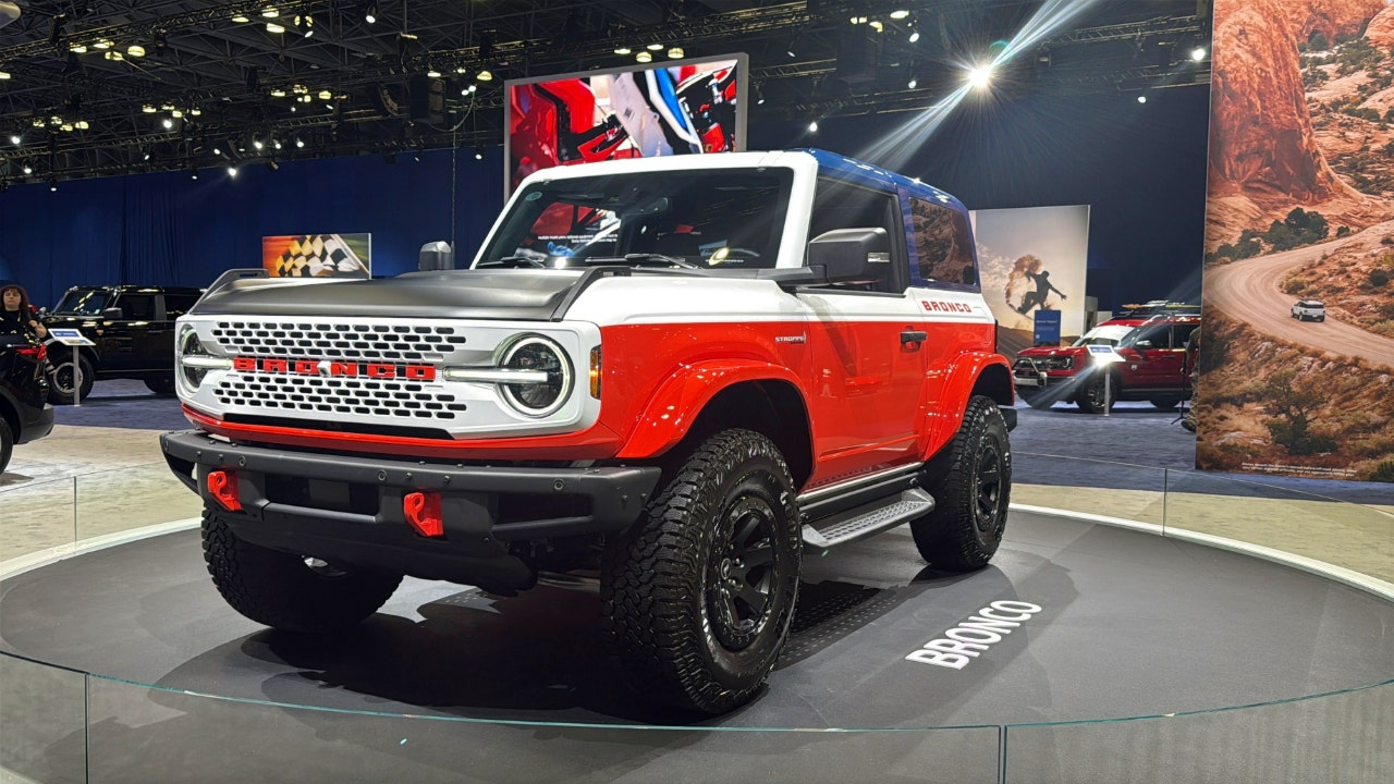 New York Auto Show features a wide range of vehicles