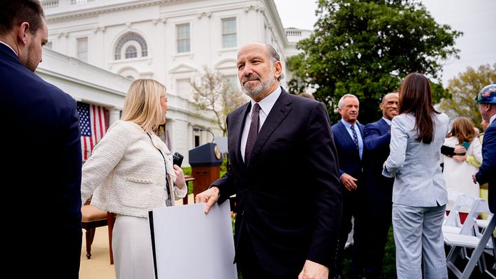 Howard Lutnick in the Rose​ Garden
