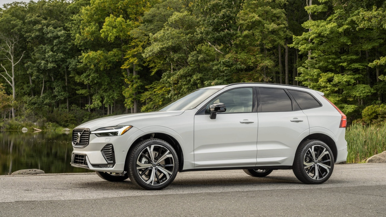 Volvo recalls more than 450,000 vehicles over backup camera issue