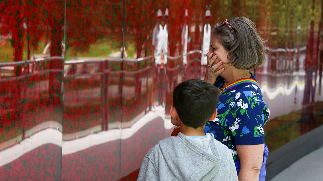 USAA poppy wall returns Memorial Day weekend to honor those who 'gave all for our freedom'