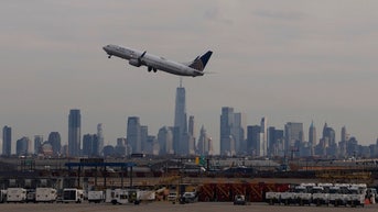 Air traffic controllers at major airport lose radar, radio comms with planes for over a minute - Fox News