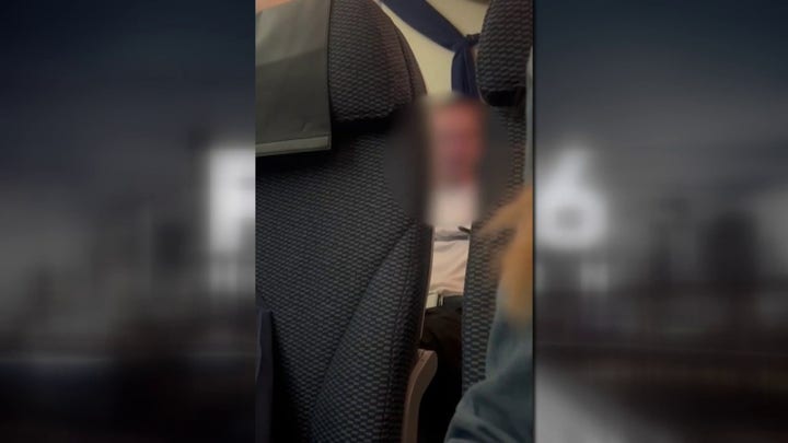 Mid-flight chaos as passenger tries to open emergency exit on international flight - Fox Business News