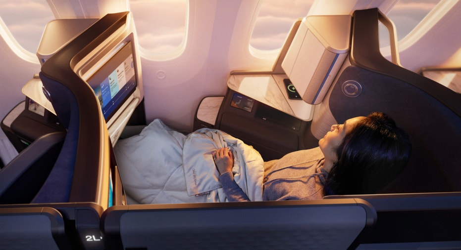United unveiled its new Polaris business class studio suites.