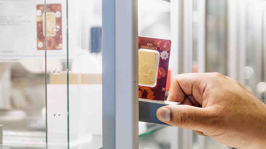 Costco Gold Bar offered