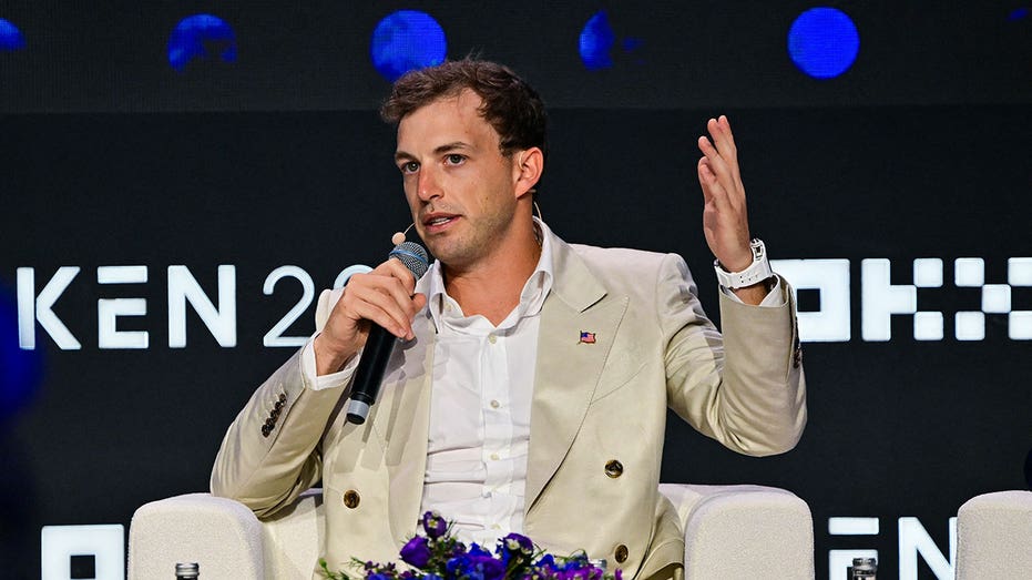 The global co -founder of Liberty Financial Zak Witkev will participate in a session during the Distinguished symbol of 2049 in Dubai on May 1, 2025.