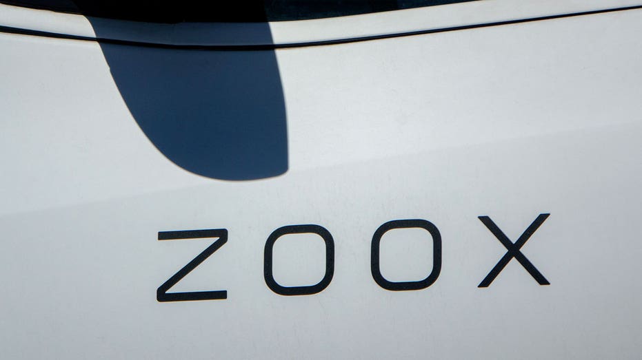 Zoox logo