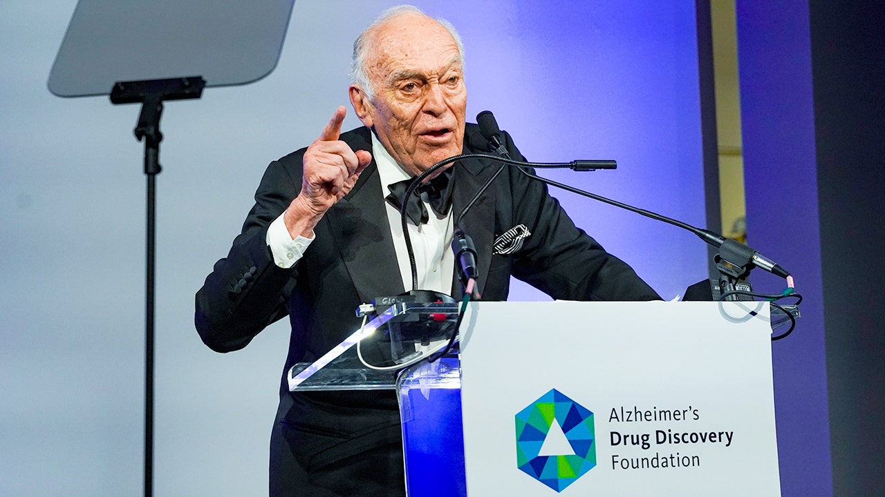 Former Estée Lauder CEO Leonard Lauder dies at 92: ‘His impact was enormous’