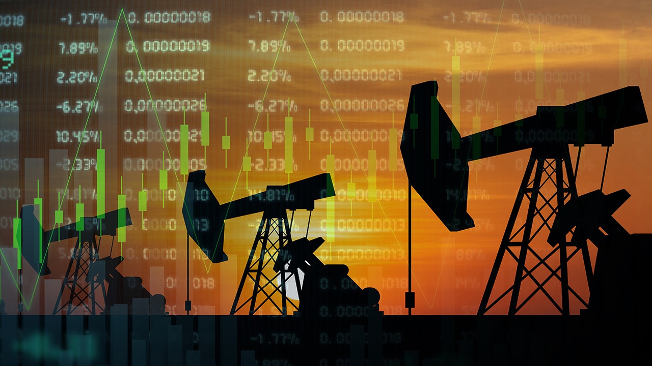 Oil prices jumped 5% after the destruction of the US by Russian oil companies