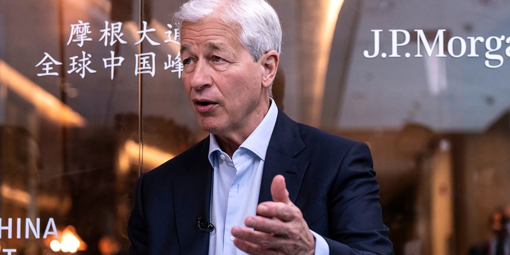 https://a57.foxnews.com/static.foxbusiness.com/foxbusiness.com/content/uploads/2025/06/1024/512/dimon-china-visit-getty.jpg?ve=1&tl=1