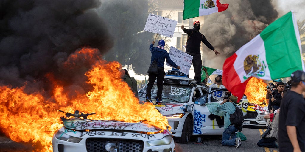 https://a57.foxnews.com/static.foxbusiness.com/foxbusiness.com/content/uploads/2025/06/1024/512/la_riots.jpg?ve=1&tl=1