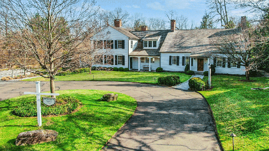 The home notched a sale price of $7.825 million