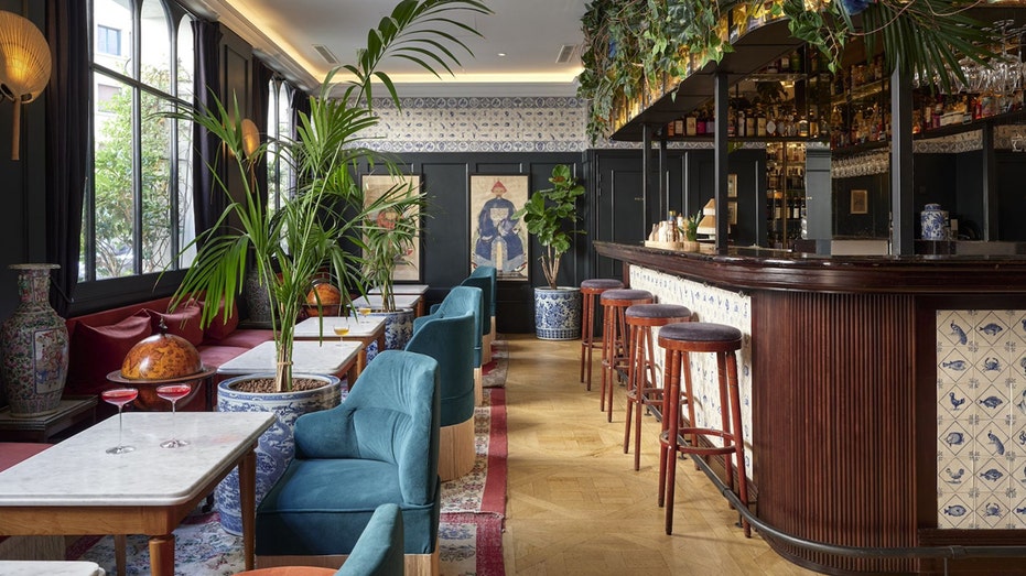 Bar 1802