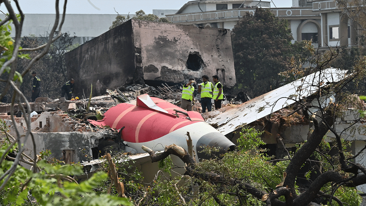 Doomed Air India flight lost engine fuel mid-flight, cockpit chaos revealed in report