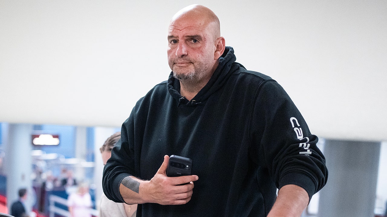 Fetterman pushes cash payments bill with GOP colleague: ‘Every American should be able to use paper currency’