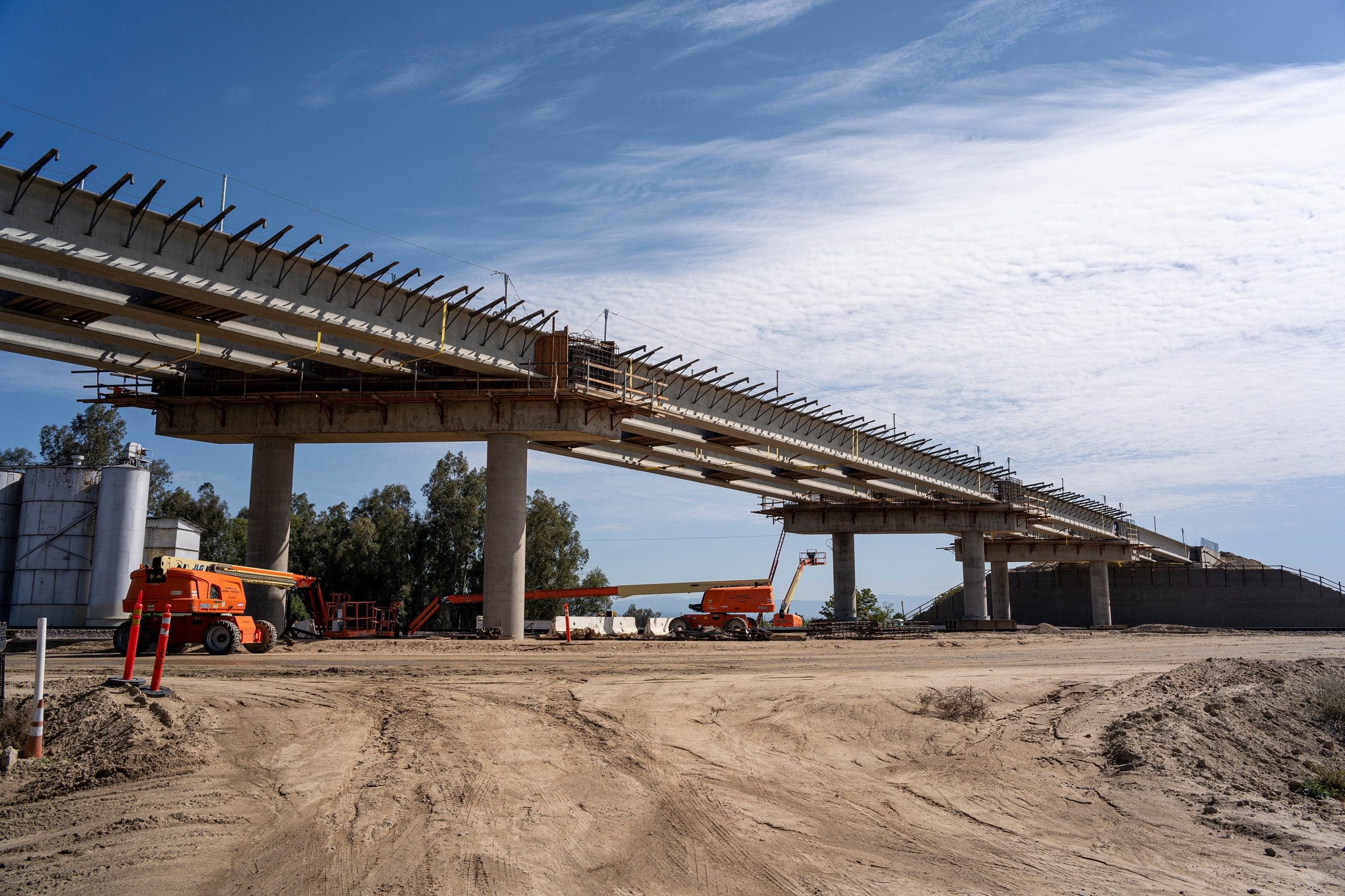 Trump admin pulls plug on B for California’s ‘train to nowhere’ project