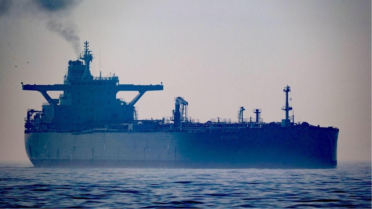 ‘Ghost ships’ moving sanctioned Russian oil to China complicate US talks
