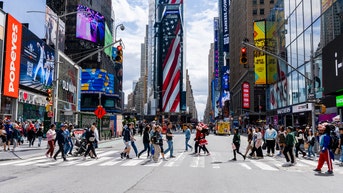 Times Square billboard offers New Yorkers escape route from socialism - Fox News