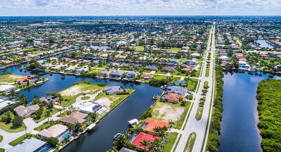 Florida, Cape Coral, South Spreader Waterway Canal, aquatic nature preserve and surrounding homes. (Photo by: Jeffrey Greenberg/Education Images/Universal Images Group via Getty Images)