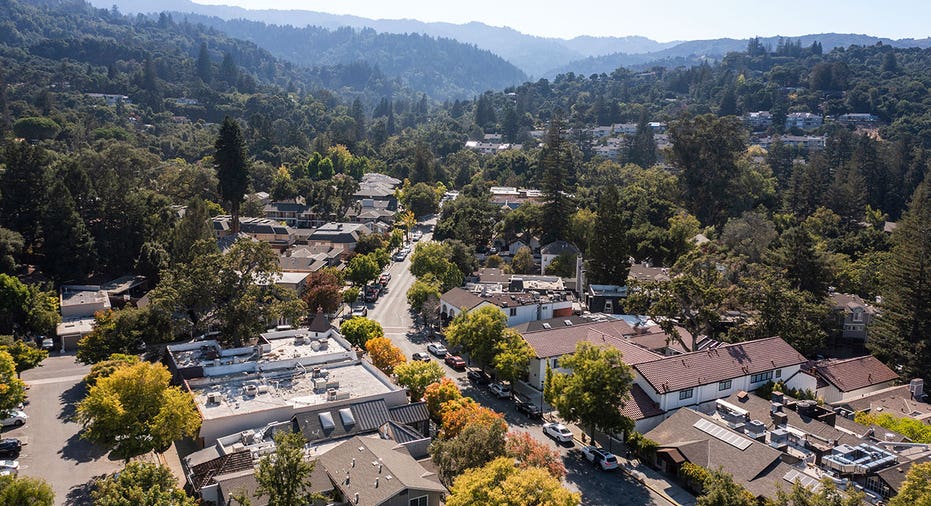 Afternoon sun shines on the historic downtown area of Saratoga, California, USA.