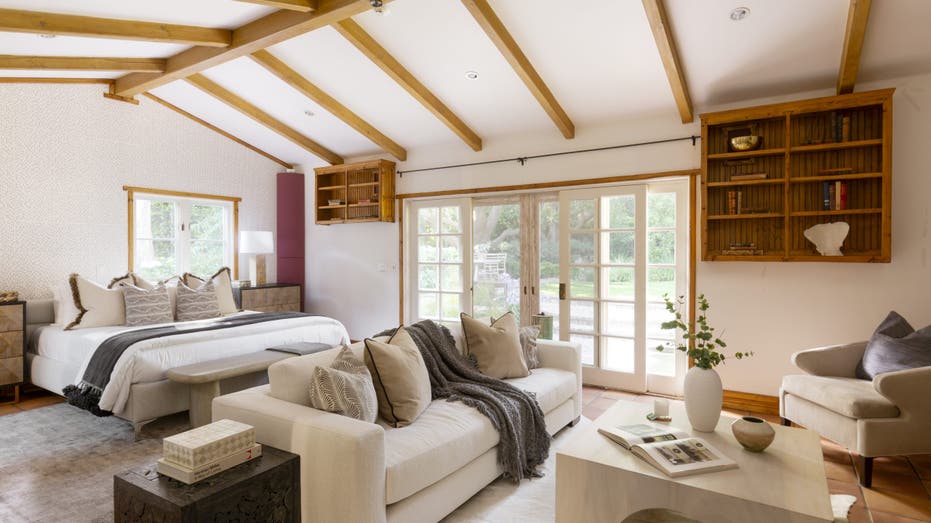 Bedroom Tom Petty home