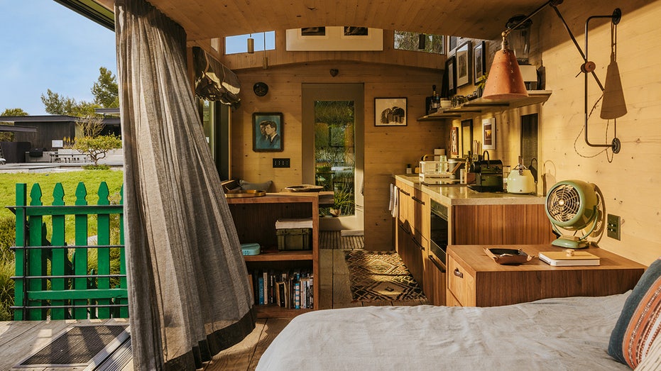 Duchovny Caboose home
