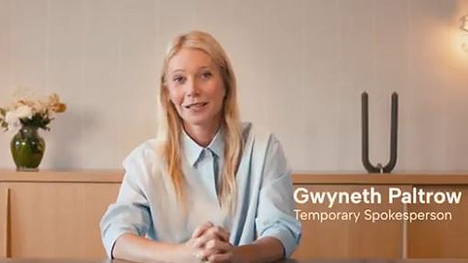 Gwyneth Paltrow in Astonomer video