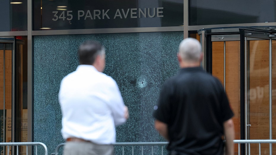 Scene outside the NFL building where mass shooting took place in NYC