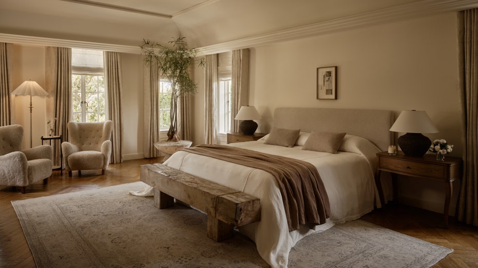 primary suite