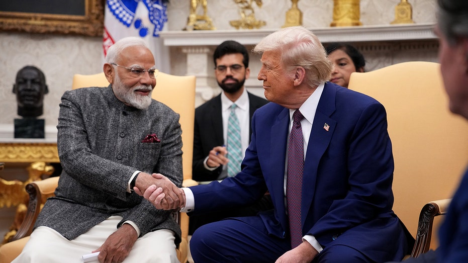Trump shakes Modi's hand in Oval Office