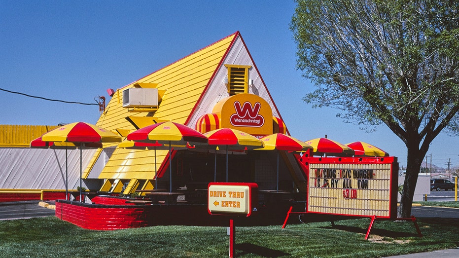 Las Cruces, New Mexico Wienerschnitzel