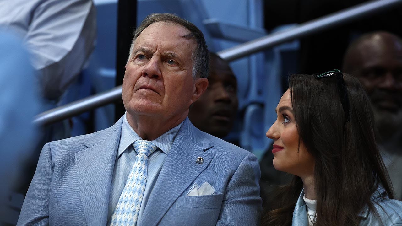 Bill Belichick, girlfriend Jordon Hudson look to trademark ‘Gold Digger’