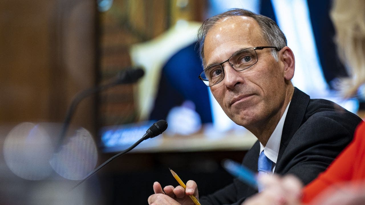 Moody’s economician of Moody’s economic warns the edge of the economic downturn among weak jobs Moody’s economician of Moody’s economic warns the edge of the economic downturn among weak jobs