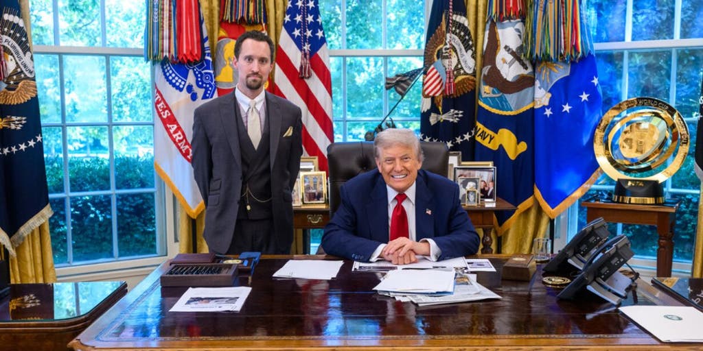 https://a57.foxnews.com/static.foxbusiness.com/foxbusiness.com/content/uploads/2025/08/1024/512/trump-ej-bls-chief.jpg?ve=1&tl=1