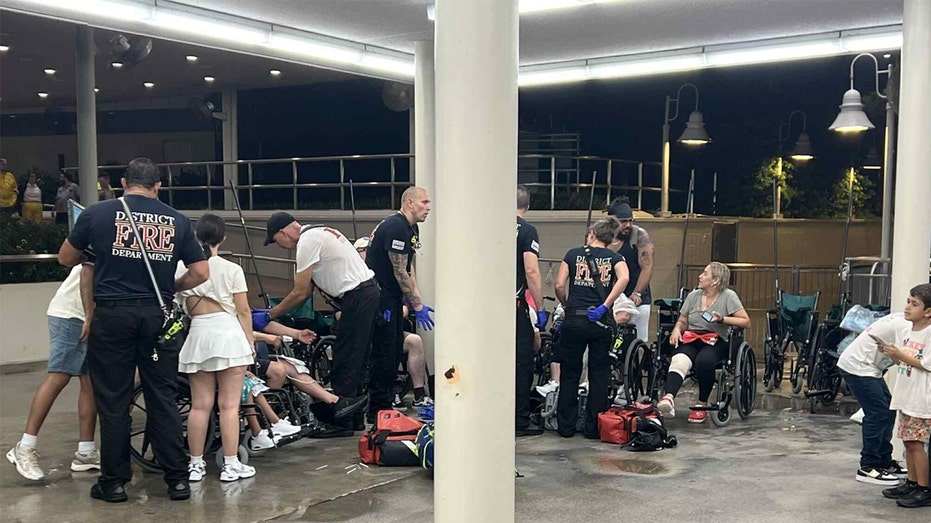 Paramedics tend to individuals