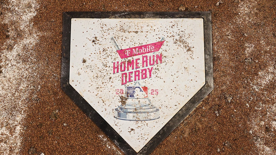 Home Run Derby home plate