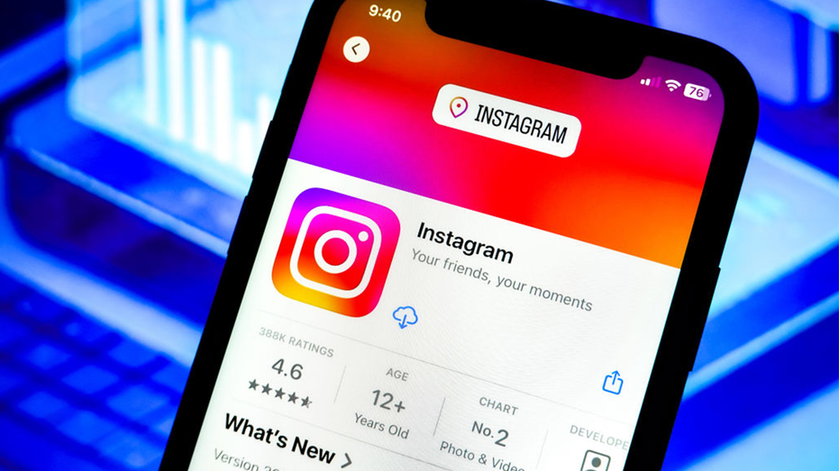 Instagram app logo