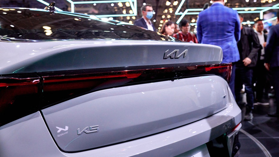 back logo of a KIA K5 vehicle