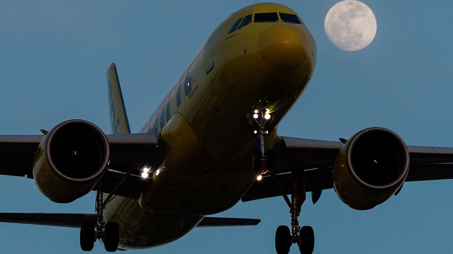 Spirit Airlines At San Diego International Airport