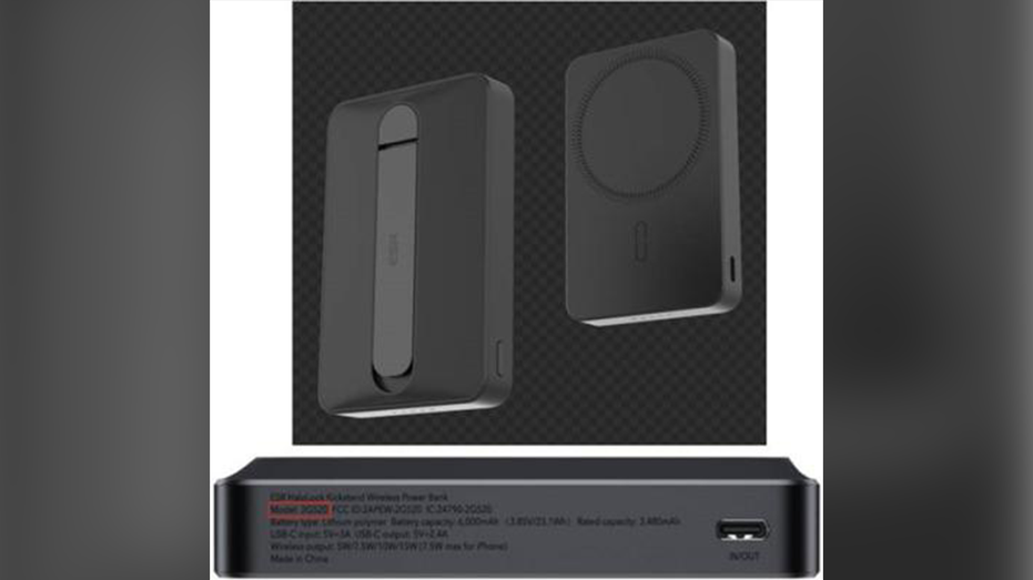 ESR HaloLock Wireless Power Banks